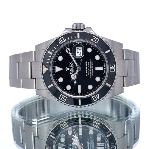 Rolex submariner date - rolex,