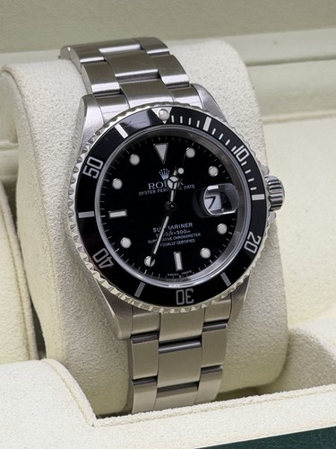 Rolex submariner date - rolex,