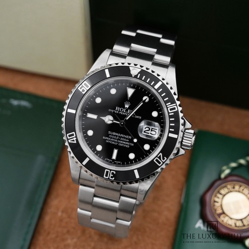 Rolex submariner date - rolex,