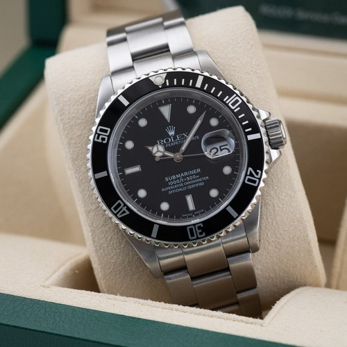 Rolex submariner 16610 date - submariner,