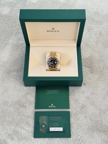 Rolex submariner date yellow - submariner,
